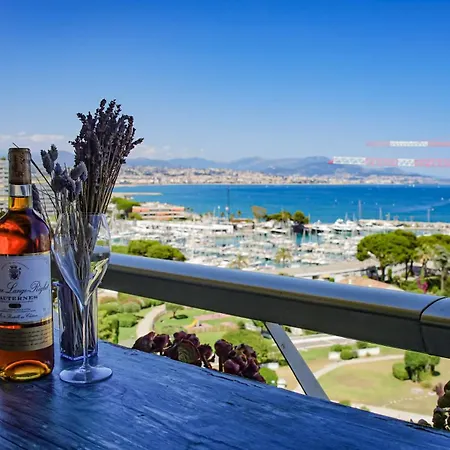 T2 Climatise Vue 11eme Etage Avec Acces Plages Apartment *